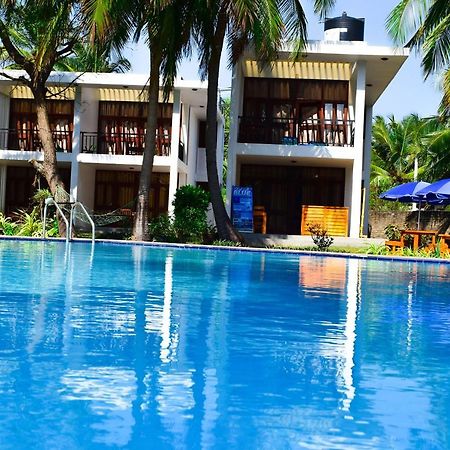 High Park Hotel Nilaveli Exterior foto